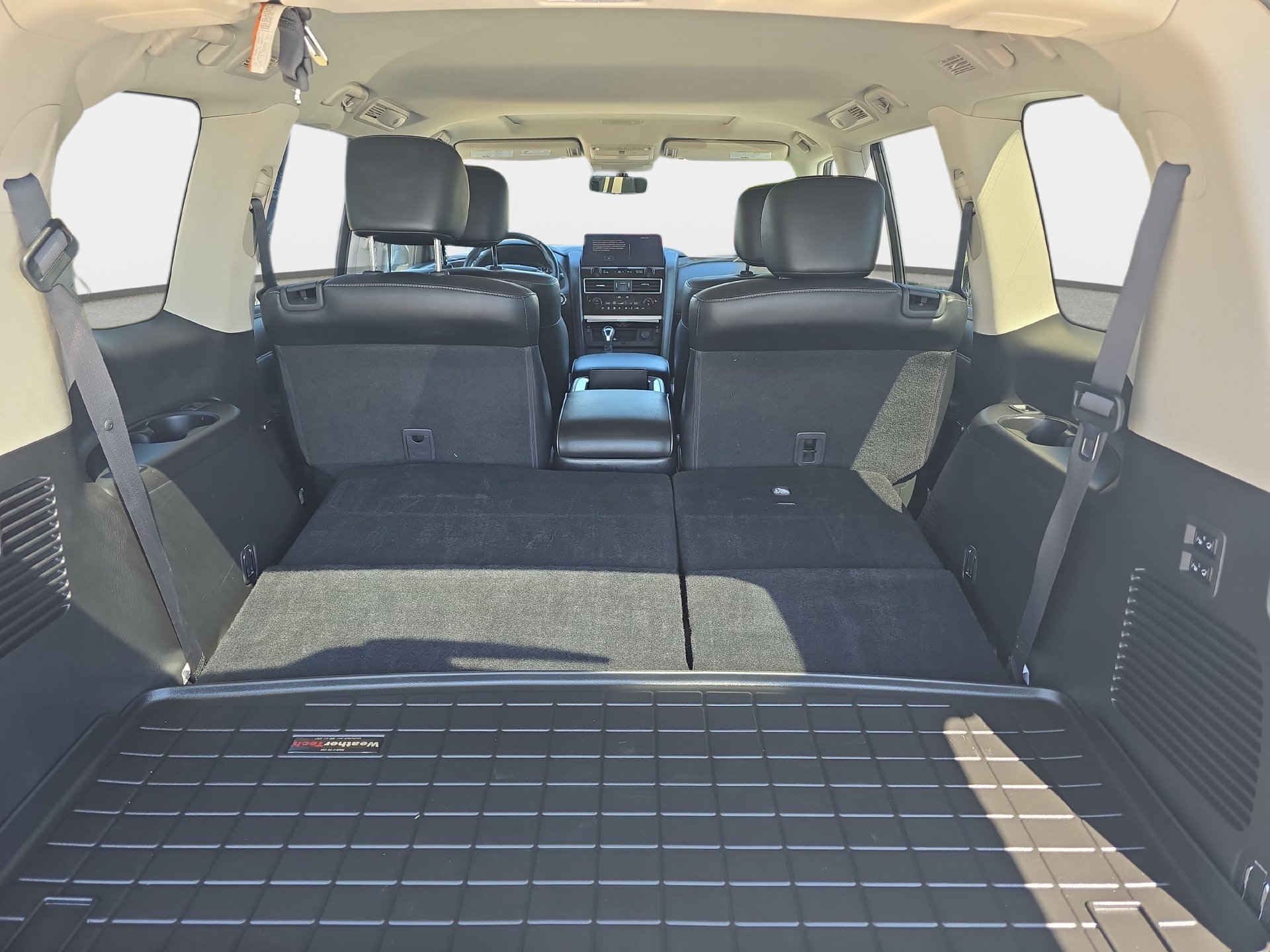 Used 2024 INFINITI QX80 Luxe AWD/4WD image 12