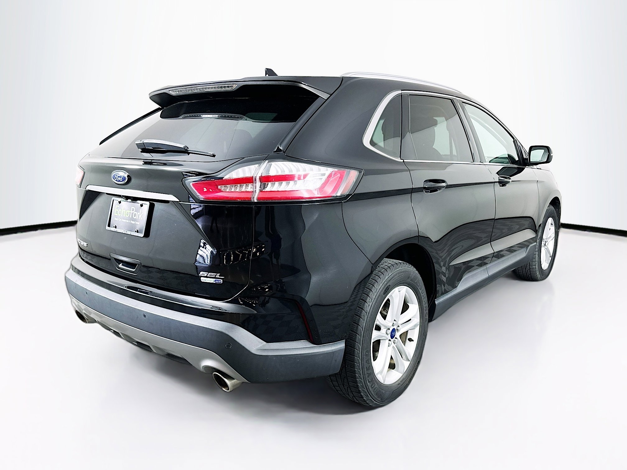 Used 2019 Ford Edge SEL w/ Equipment Group 201A AWD/4WD image 9
