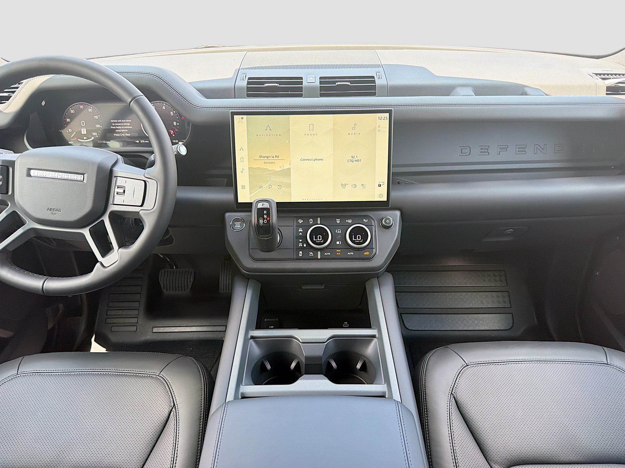 New 2026 Land Rover Defender 130 X-Dynamic SE AWD/4WD image 19