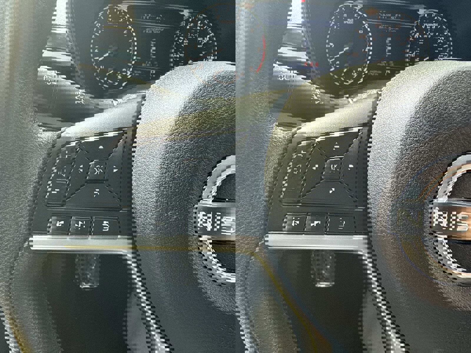 Used 2024 Nissan Altima 2.5 SV image 29