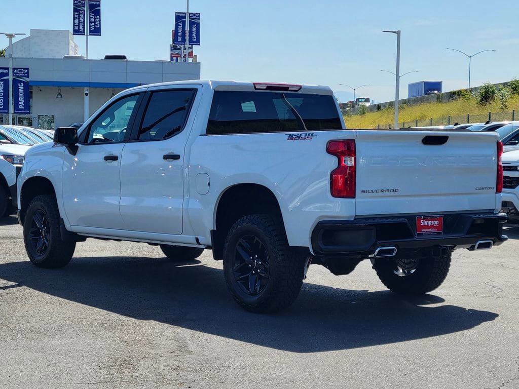 New 2026 Chevrolet Silverado 1500 Custom Trail Boss AWD/4WD image 2