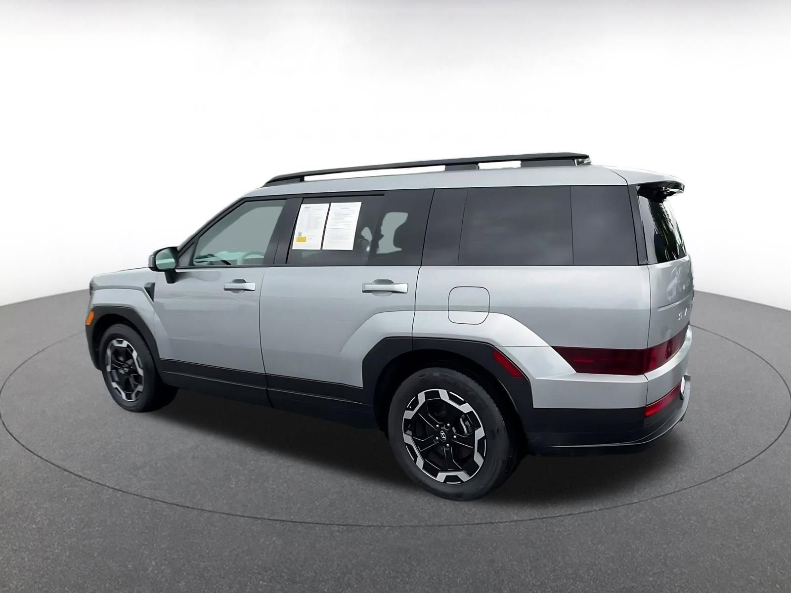 Used 2025 Hyundai Santa Fe SEL image 10