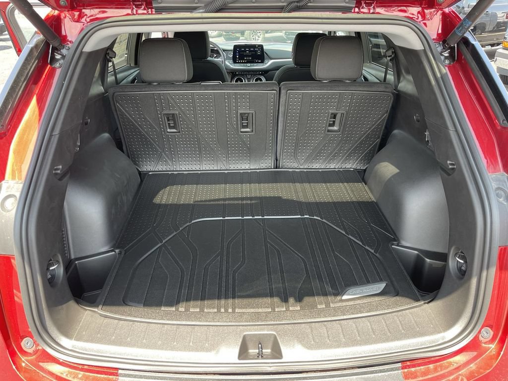 New 2026 Chevrolet Blazer LT w/ Convenience Package FWD image 22