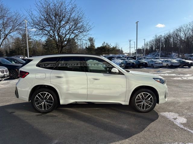 New 2026 BMW X1 xDrive28i w/ M Sport Package AWD/4WD image 4