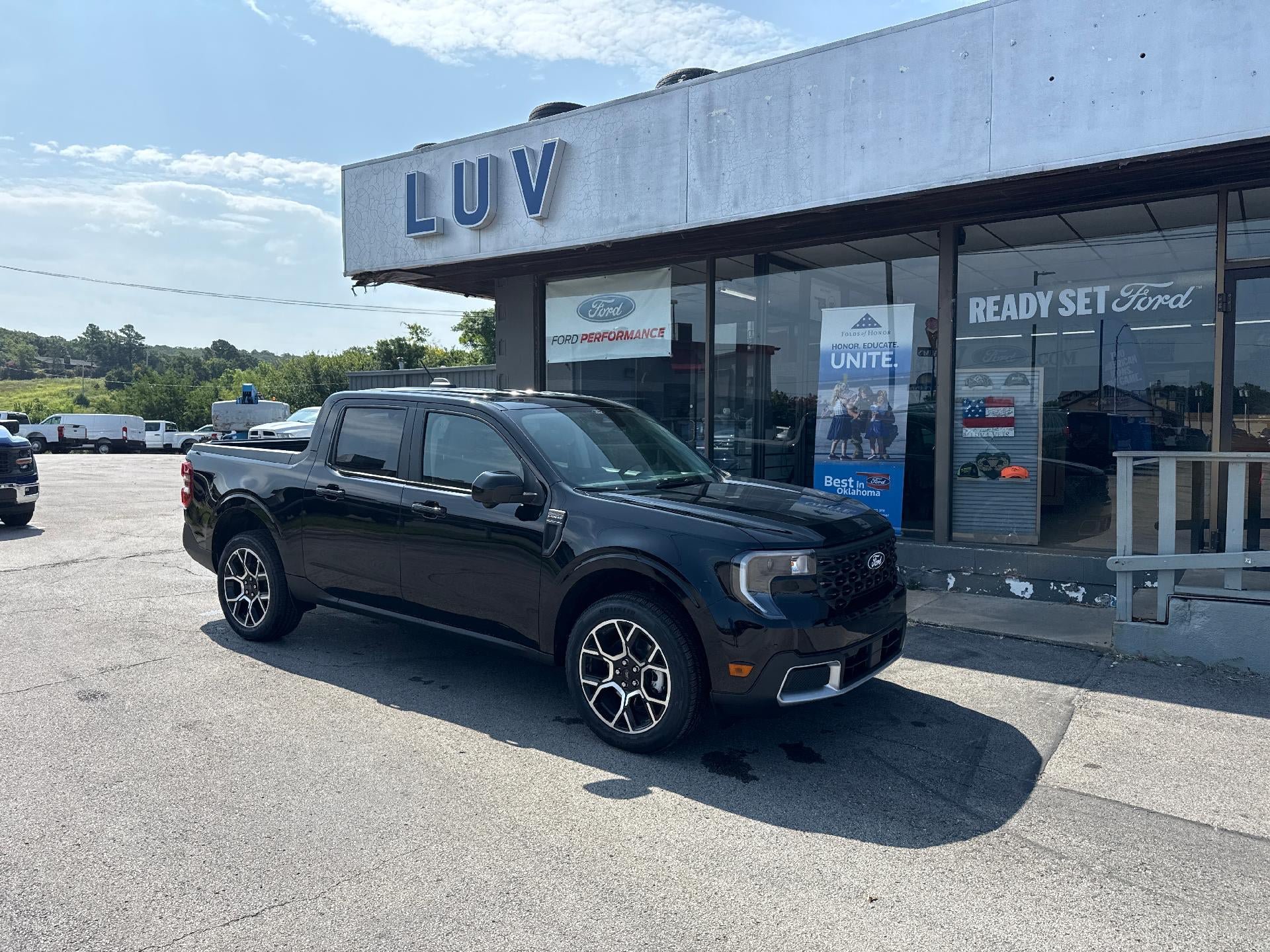 New 2026 Ford Maverick Lariat AWD/4WD image 1