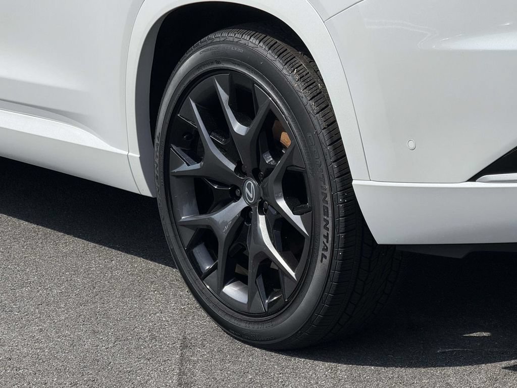 New 2026 Lexus TX 500h AWD image 12