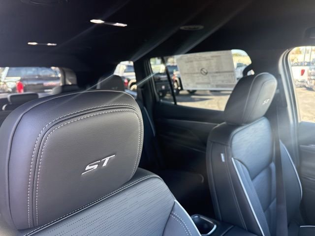 New 2025 Buick Enclave Sport Touring w/ LPO, Floor Liner Package image 29