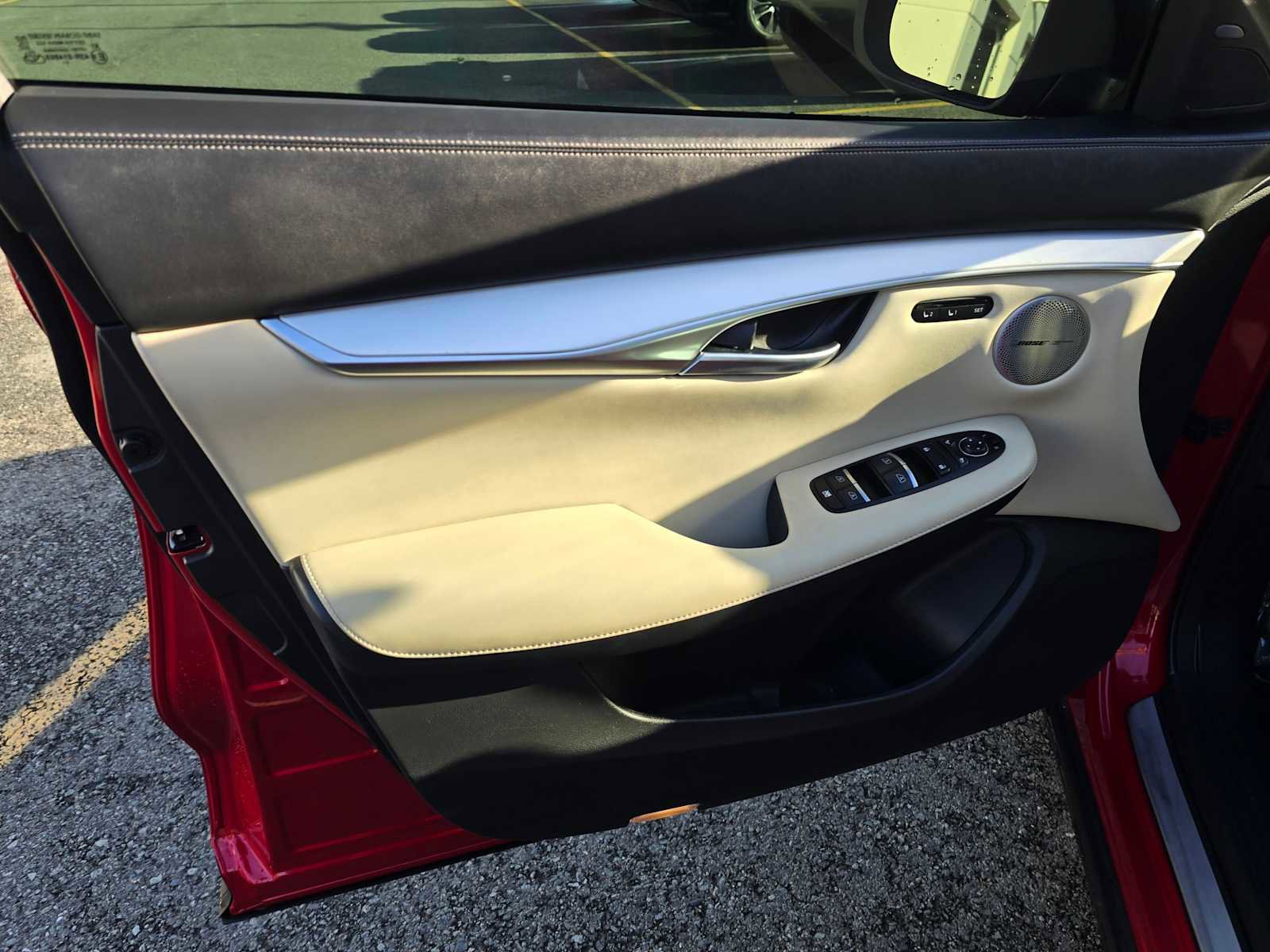 Used 2022 INFINITI QX50 Sensory image 23