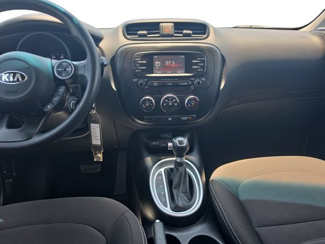 Used 2015 Kia Soul FWD image 12