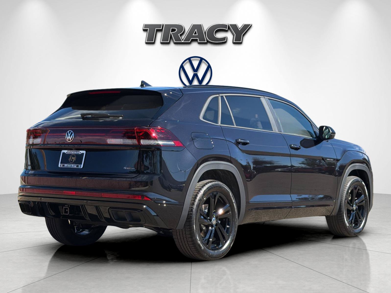 New 2026 Volkswagen Atlas Cross Sport SEL R-Line AWD/4WD image 4