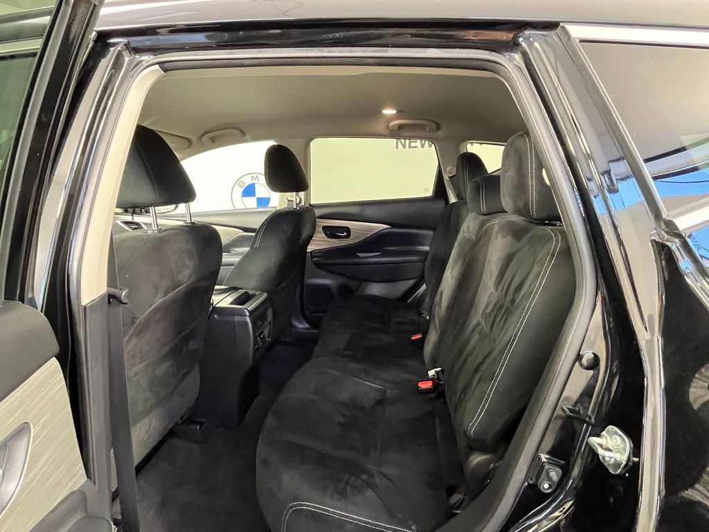 Used 2016 Nissan Murano SV AWD/4WD image 20