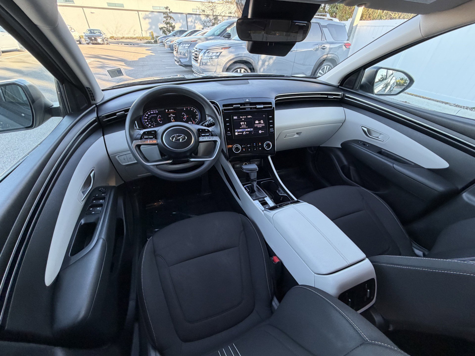 Used 2023 Hyundai Tucson SEL image 19