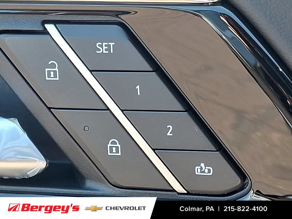 New 2026 Chevrolet Suburban High Country w/ Sun And Tow Package AWD/4WD image 22