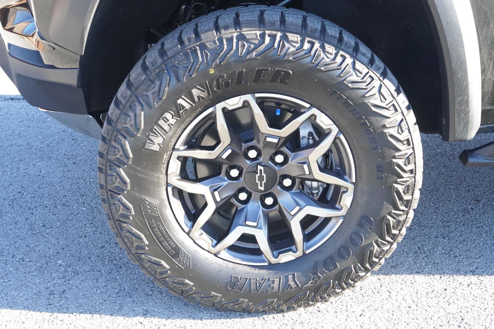 New 2026 Chevrolet Colorado ZR2 w/ Technology Package image 10