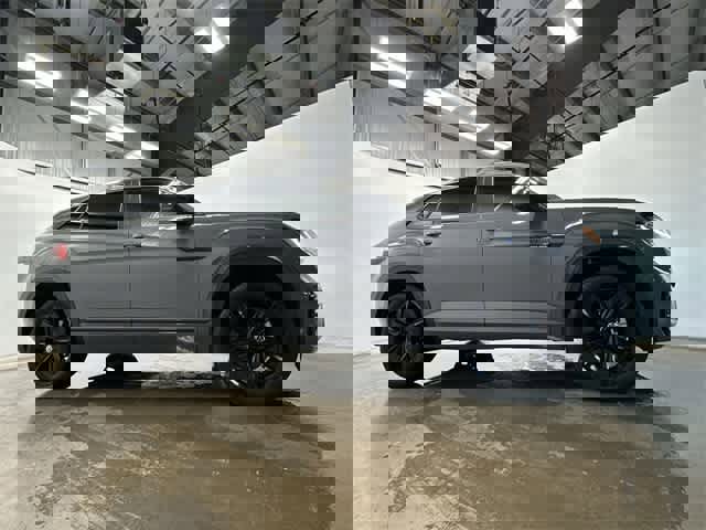 Certified 2023 Volkswagen Atlas Cross Sport SEL R-Line image 3