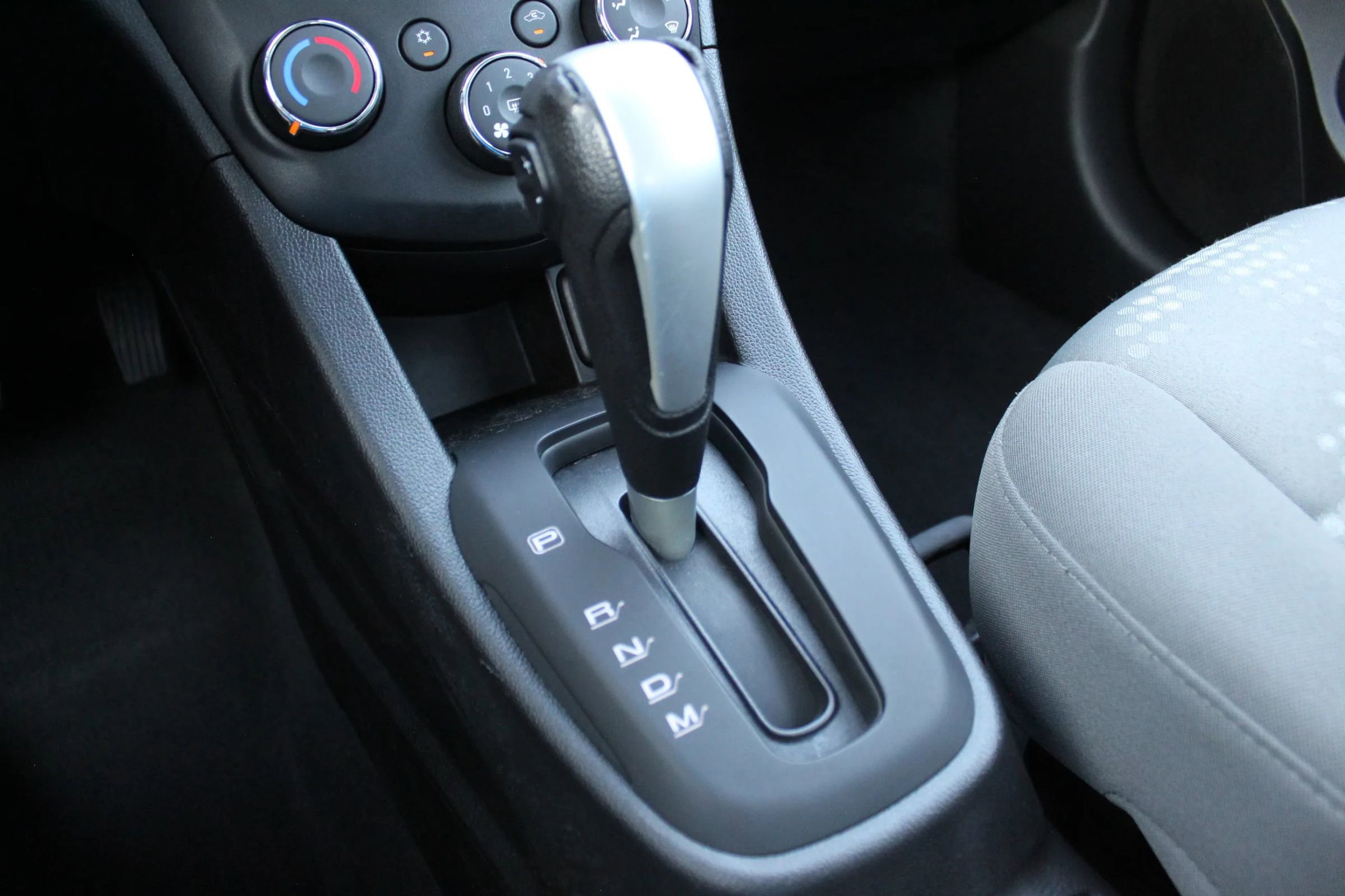 Used 2020 Chevrolet Sonic LT image 16