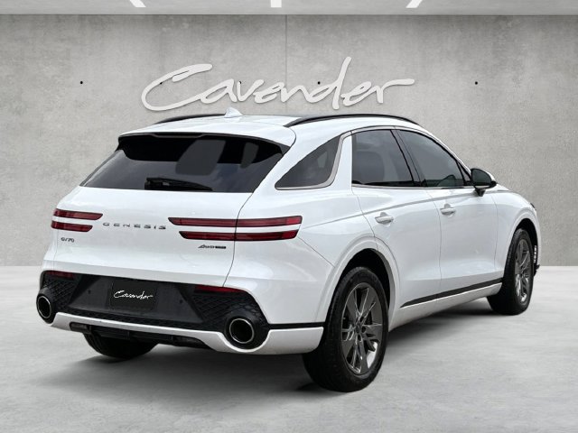 Used 2025 Genesis GV70 3.5T Sport AWD/4WD image 16