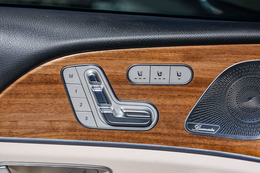 Certified 2025 Mercedes-Benz GLB 250 4MATIC image 17