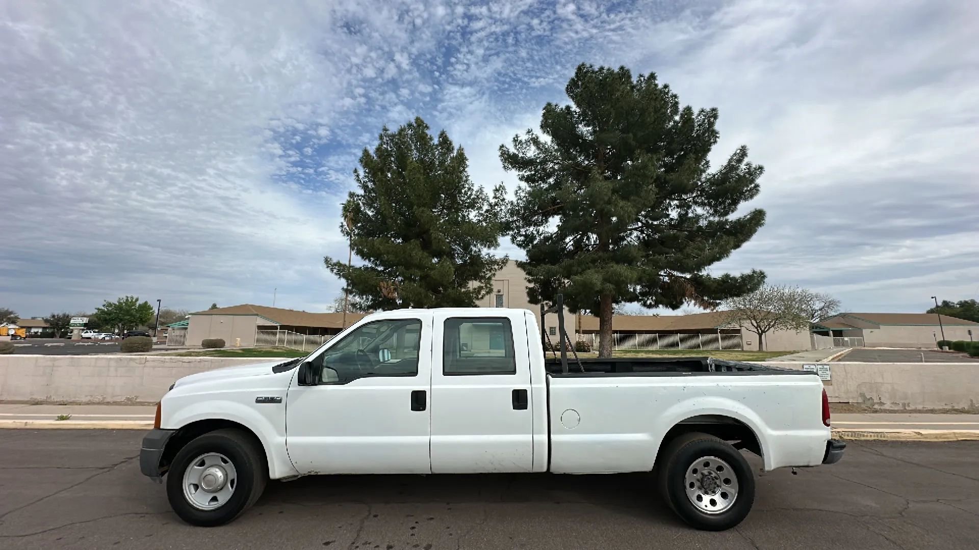 Used 2005 Ford F350 Lariat