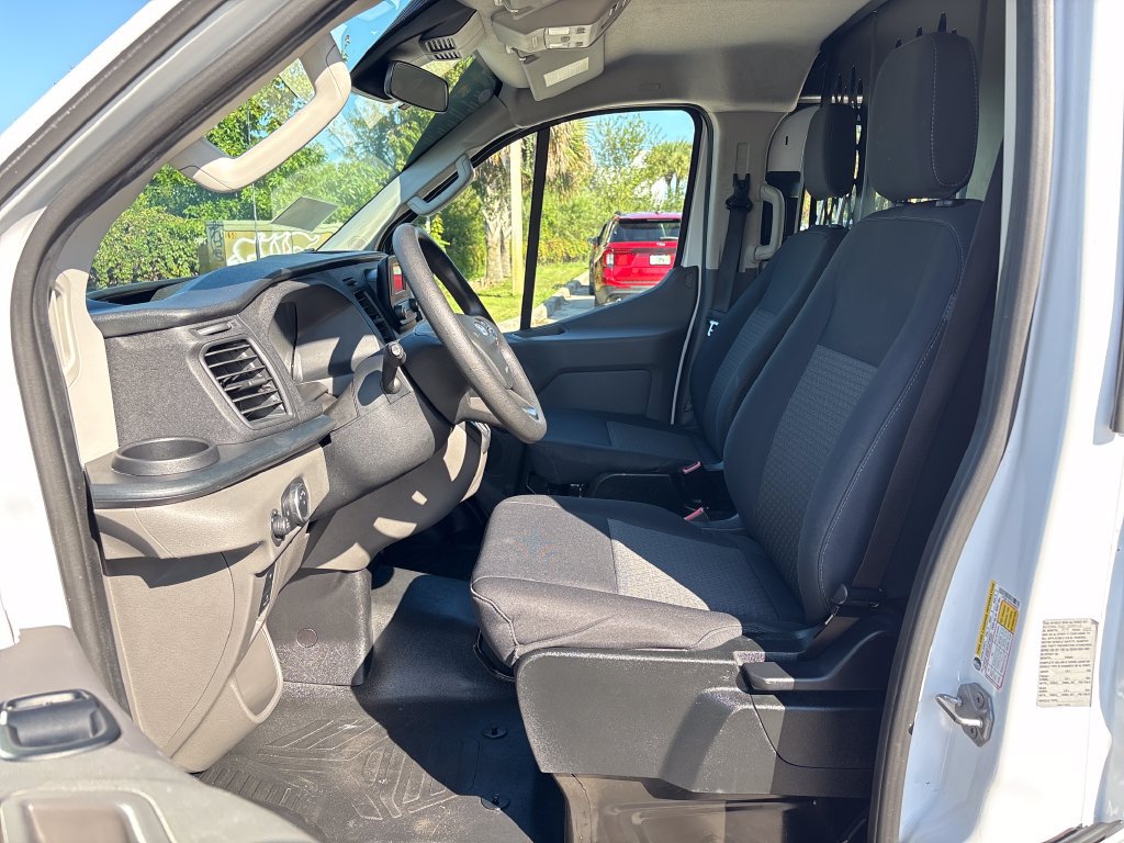 Certified 2025 Ford Transit 250 Low Roof w/ Exterior Upgrade Package RWD image 30