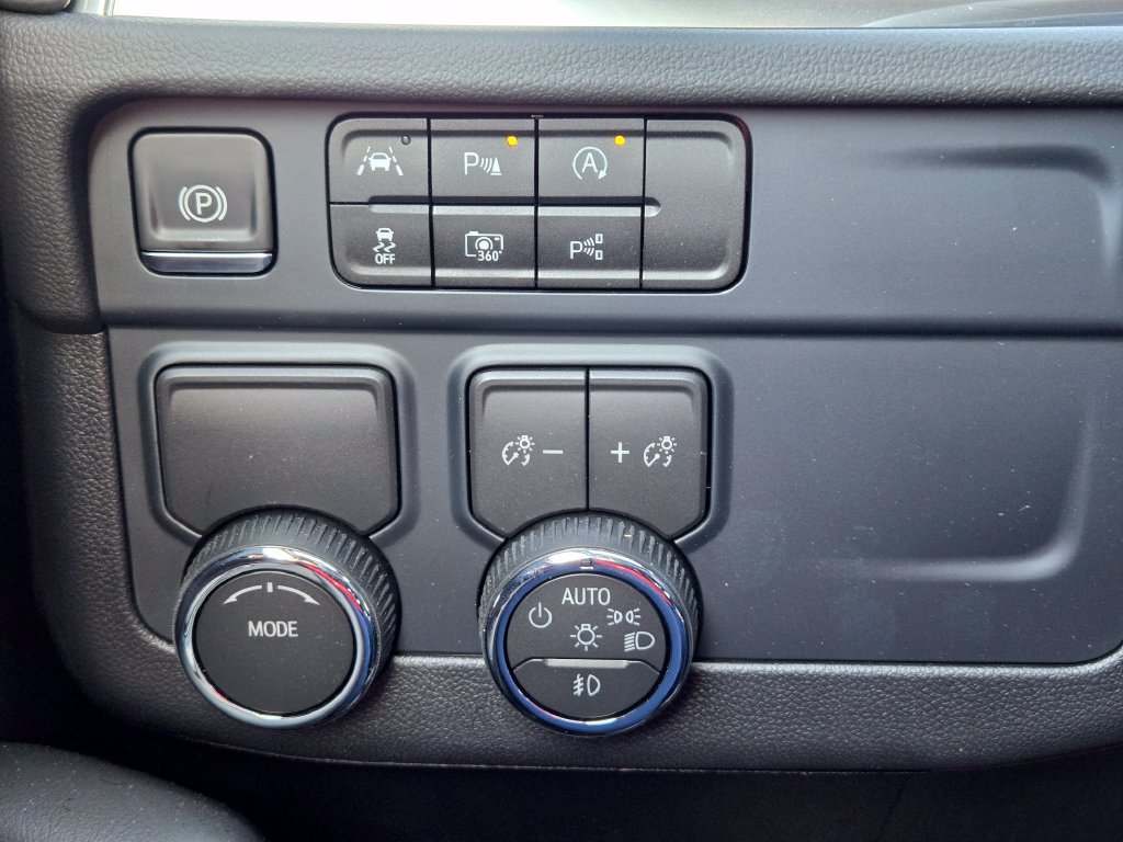New 2026 Chevrolet Tahoe LT w/ Comfort Package RWD image 19