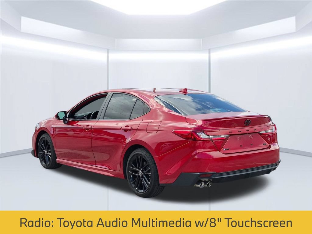 Used 2025 Toyota Camry SE FWD image 4