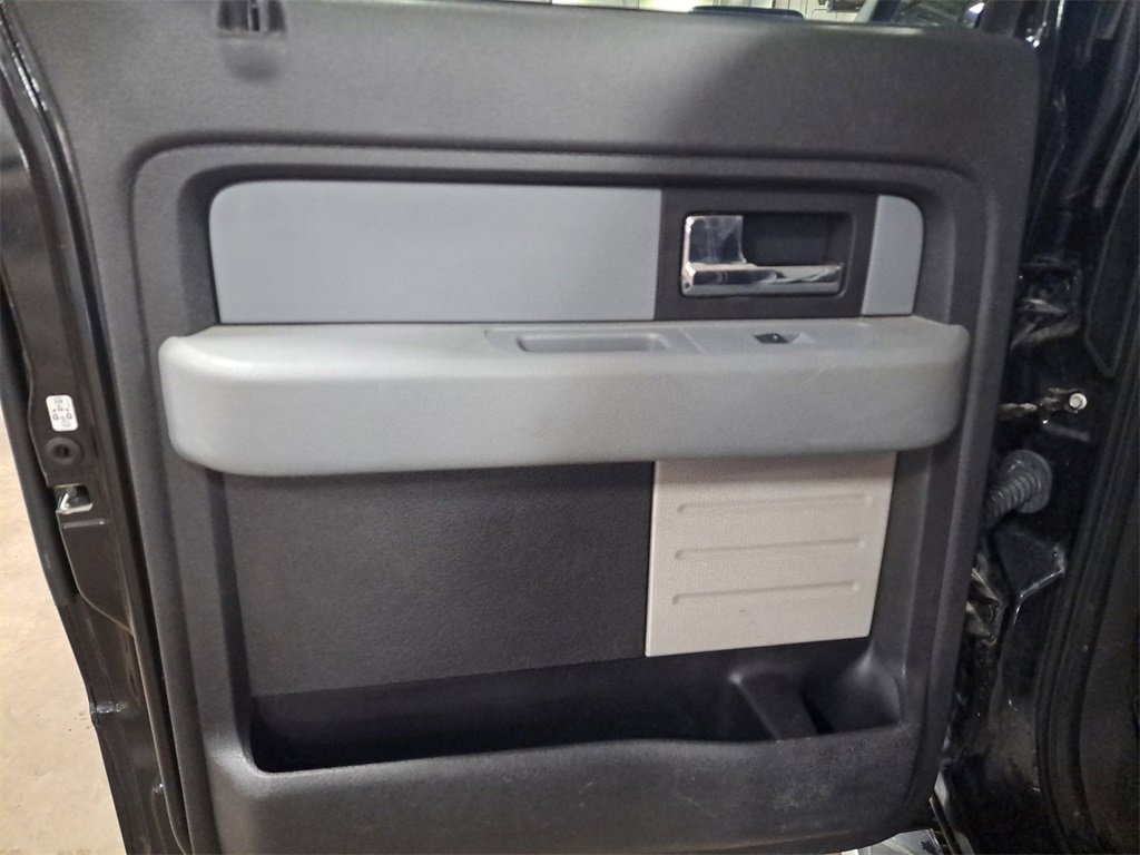 Used 2014 Ford F150 XLT w/ Equipment Group 302A Luxury image 22