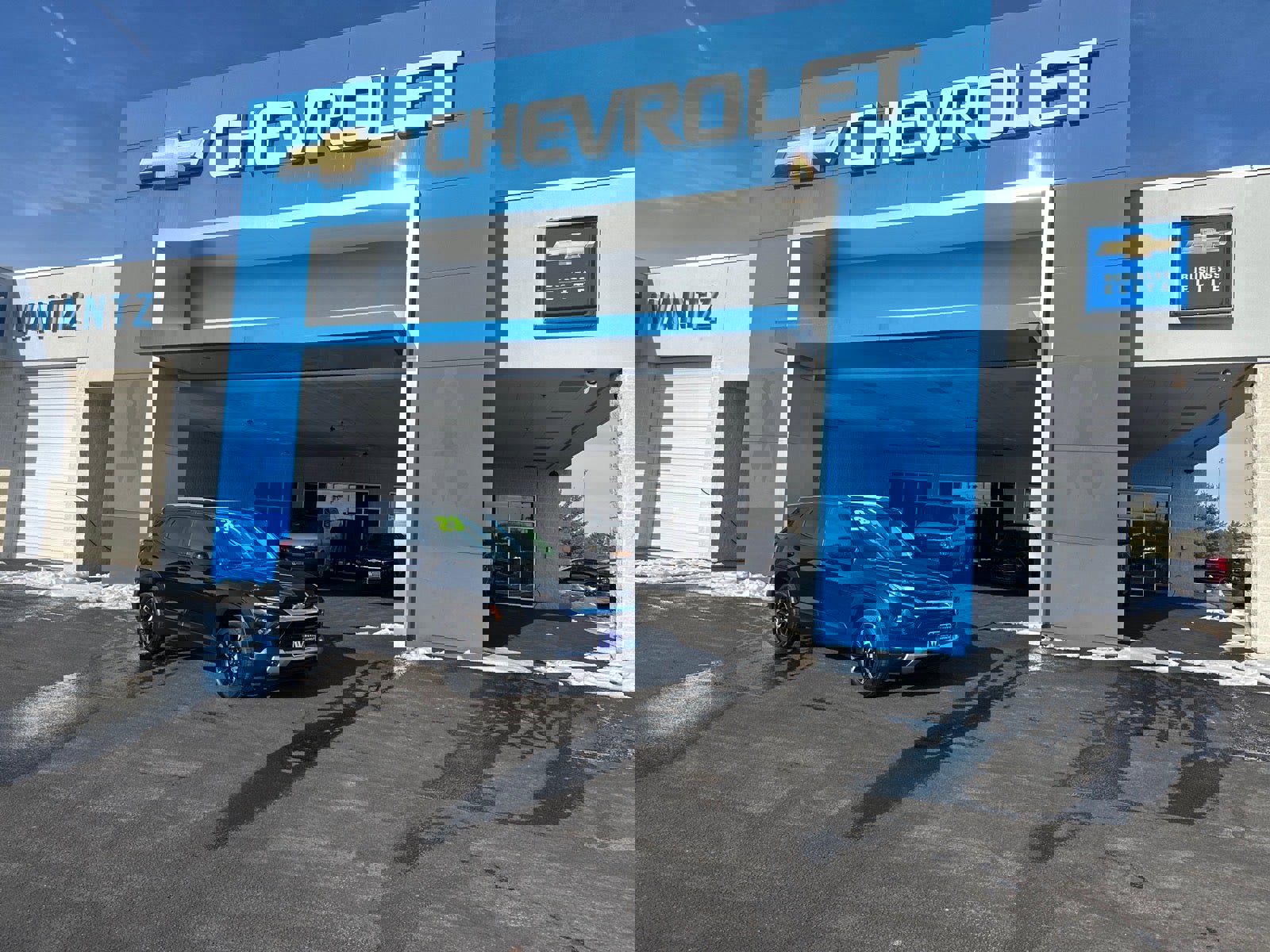 Used 2023 Chevrolet TrailBlazer LT image 1