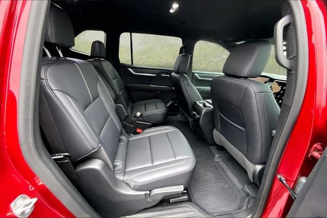 Used 2024 GMC Acadia Elevation image 26