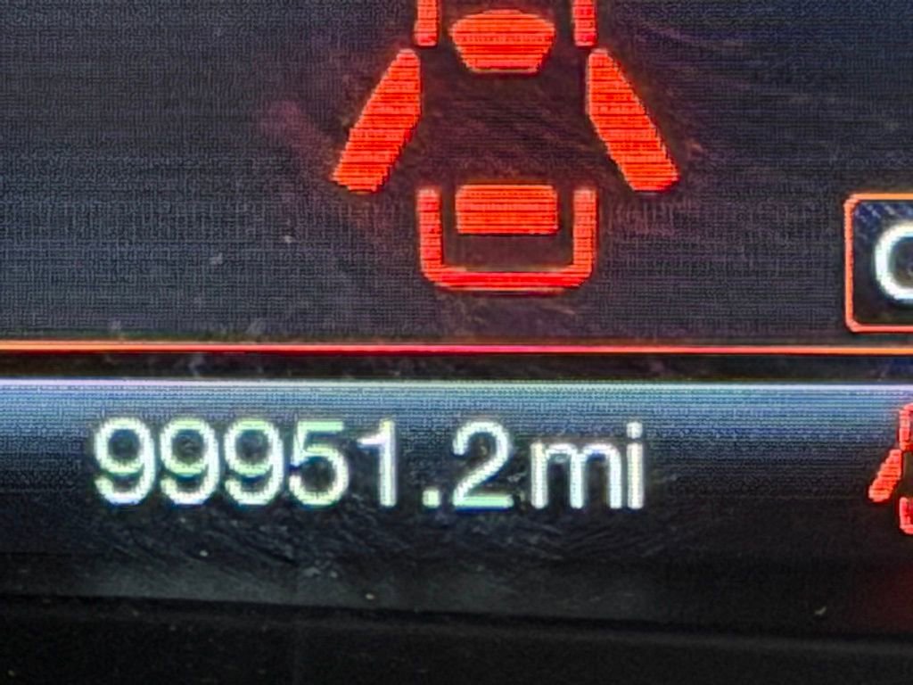 Used 2019 Ford Fusion SE image 17