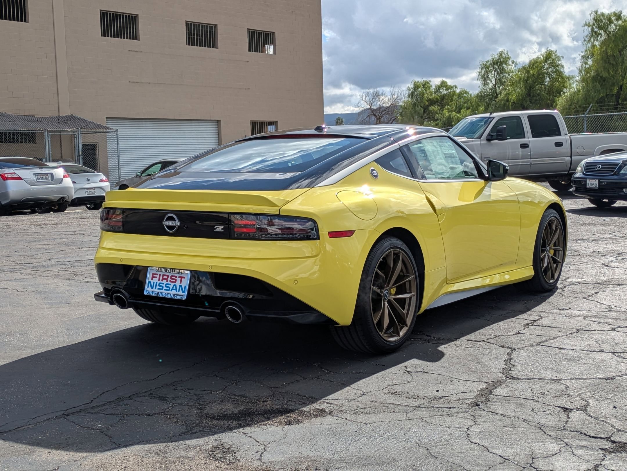 New 2023 Nissan Z w/ Floor Mat Package (L93) image 5