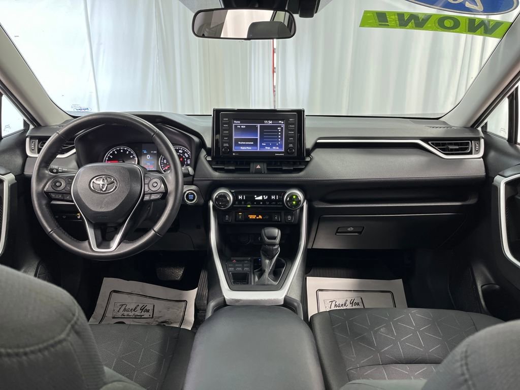Used 2022 Toyota RAV4 XLE w/ Convenience Package image 14