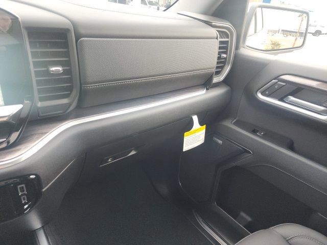 New 2026 Chevrolet Silverado 1500 LTZ w/ LTZ Premium Package image 37