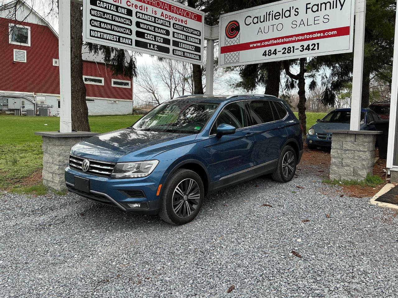 Used 2018 Volkswagen Tiguan SEL image 1