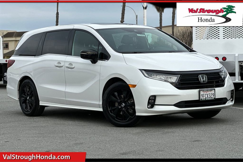 Used 2023 Honda Odyssey Sport image 1