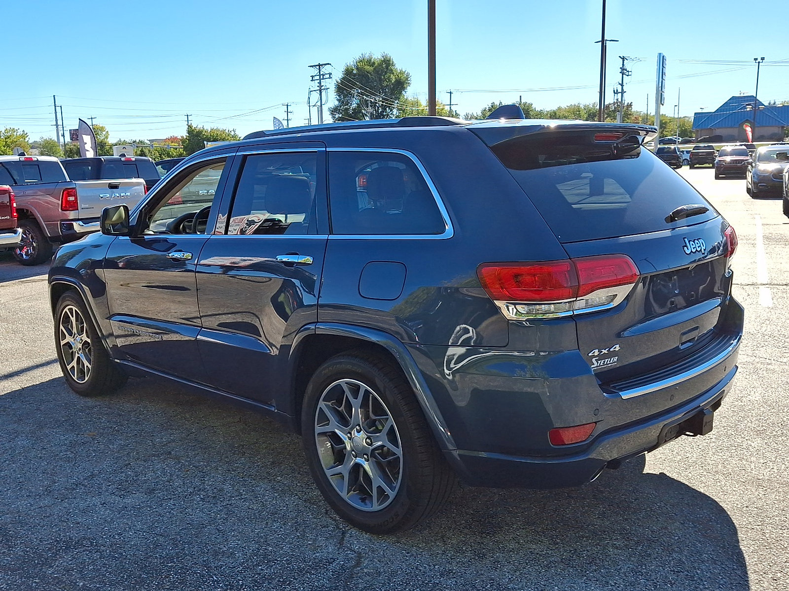 Used 2021 Jeep Grand Cherokee Overland image 6