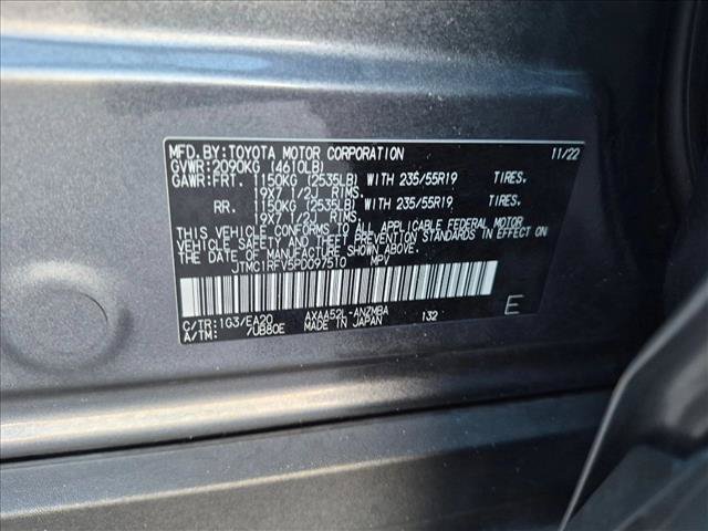 Used 2023 Toyota RAV4 XLE Premium FWD image 23