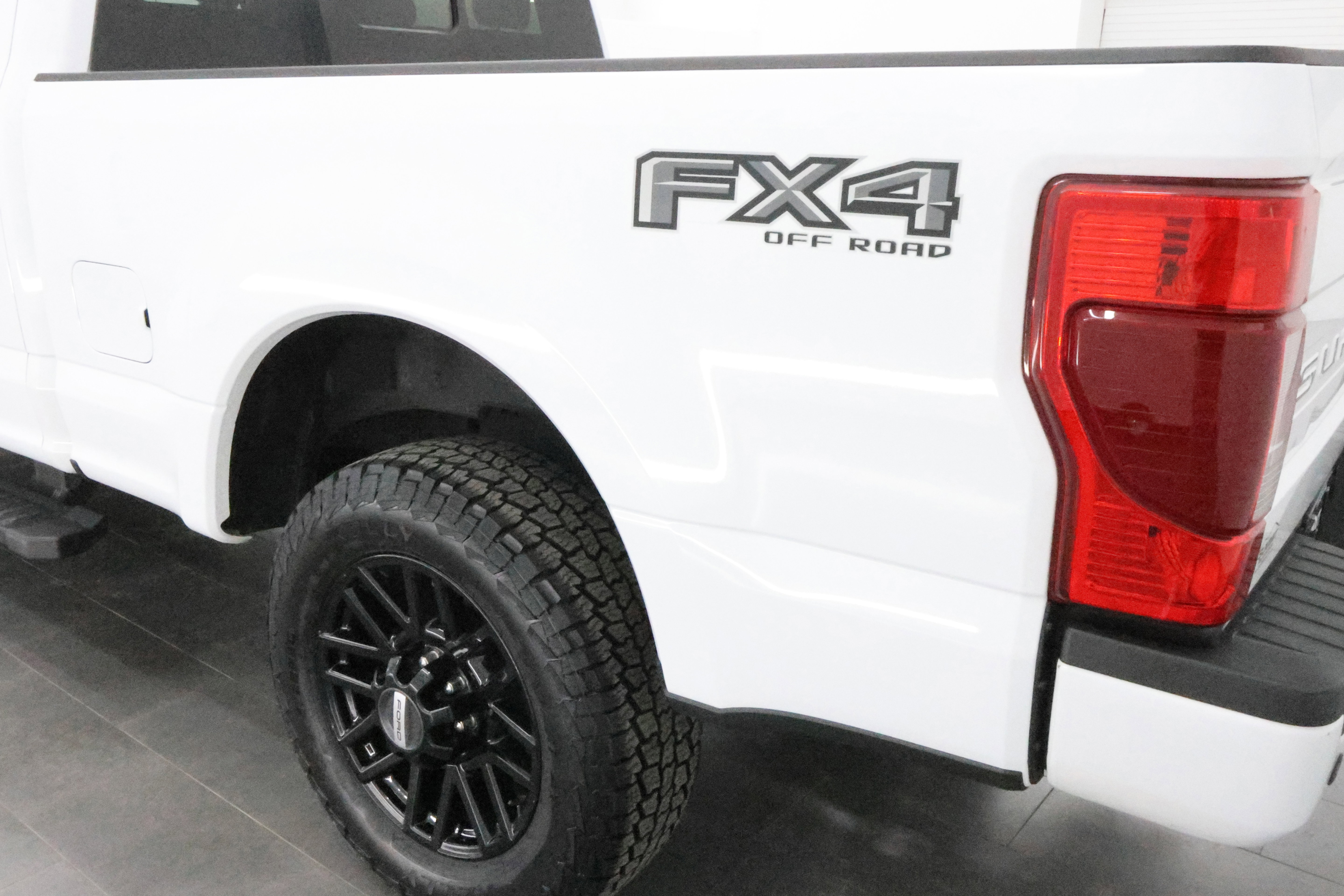 Used 2022 Ford F250 XLT w/ Black Appearance Package image 30