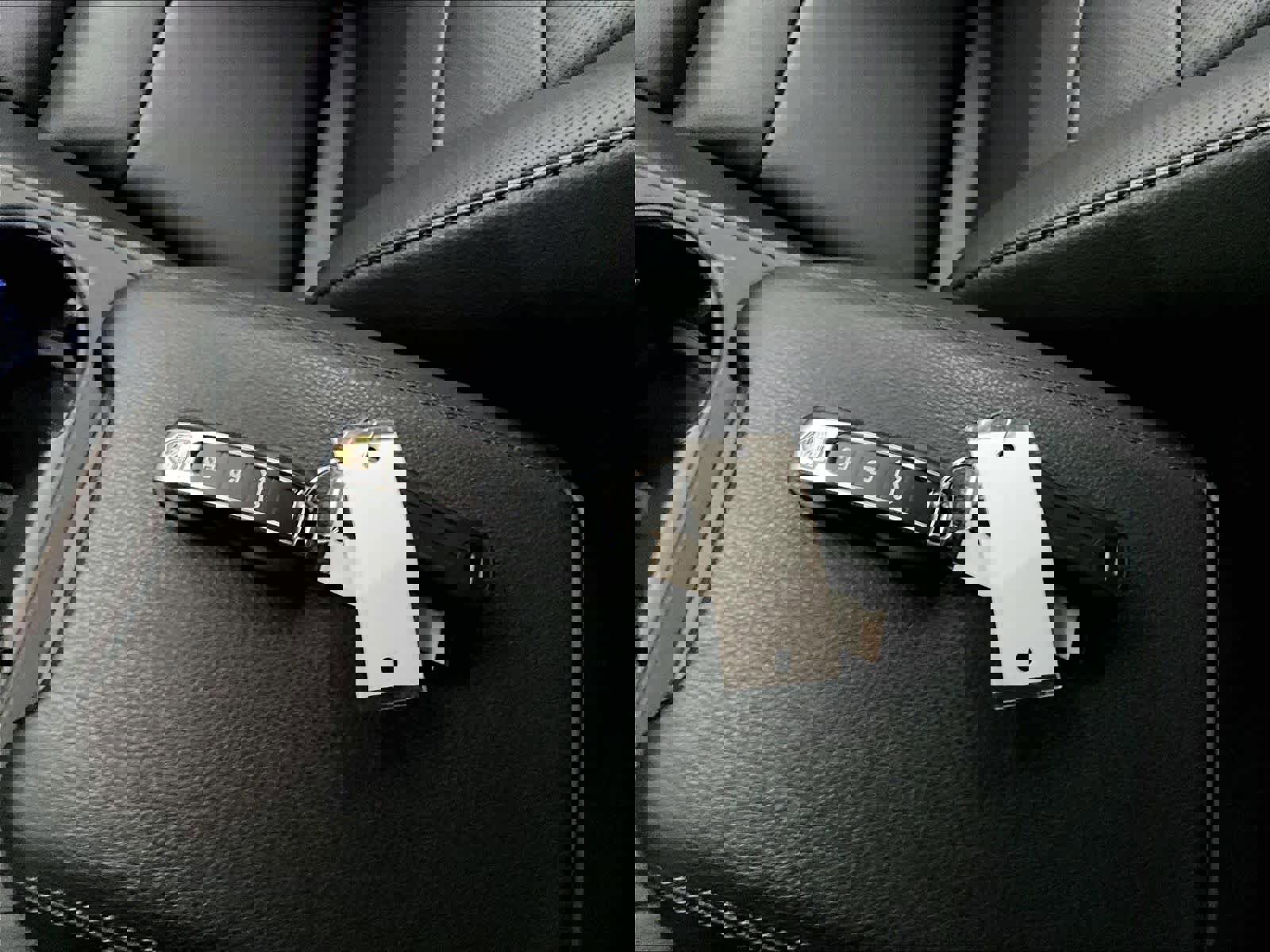 Used 2025 Porsche Cayenne image 12