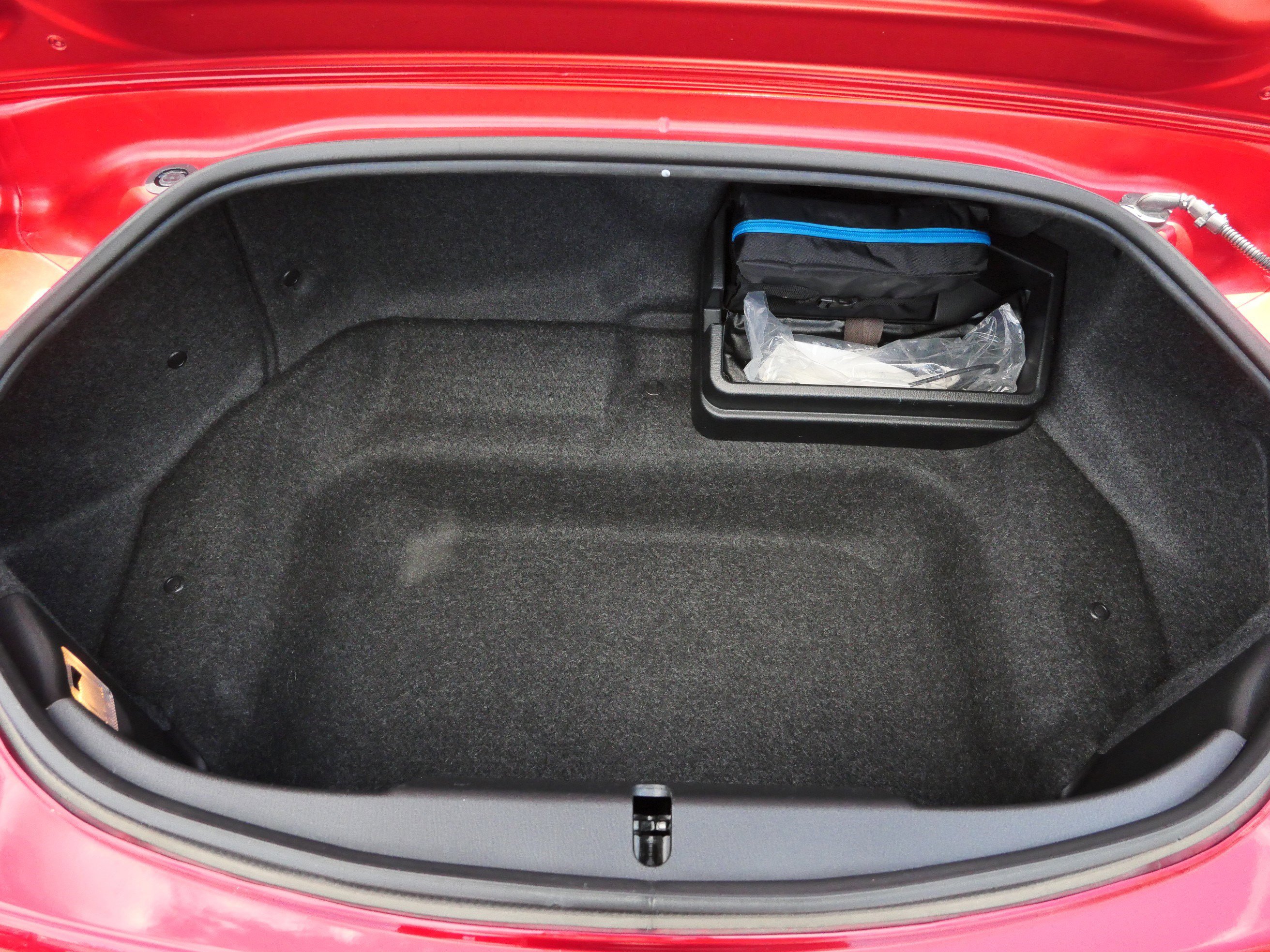 Used 2019 MAZDA MX-5 Miata RF Grand Touring RWD image 18