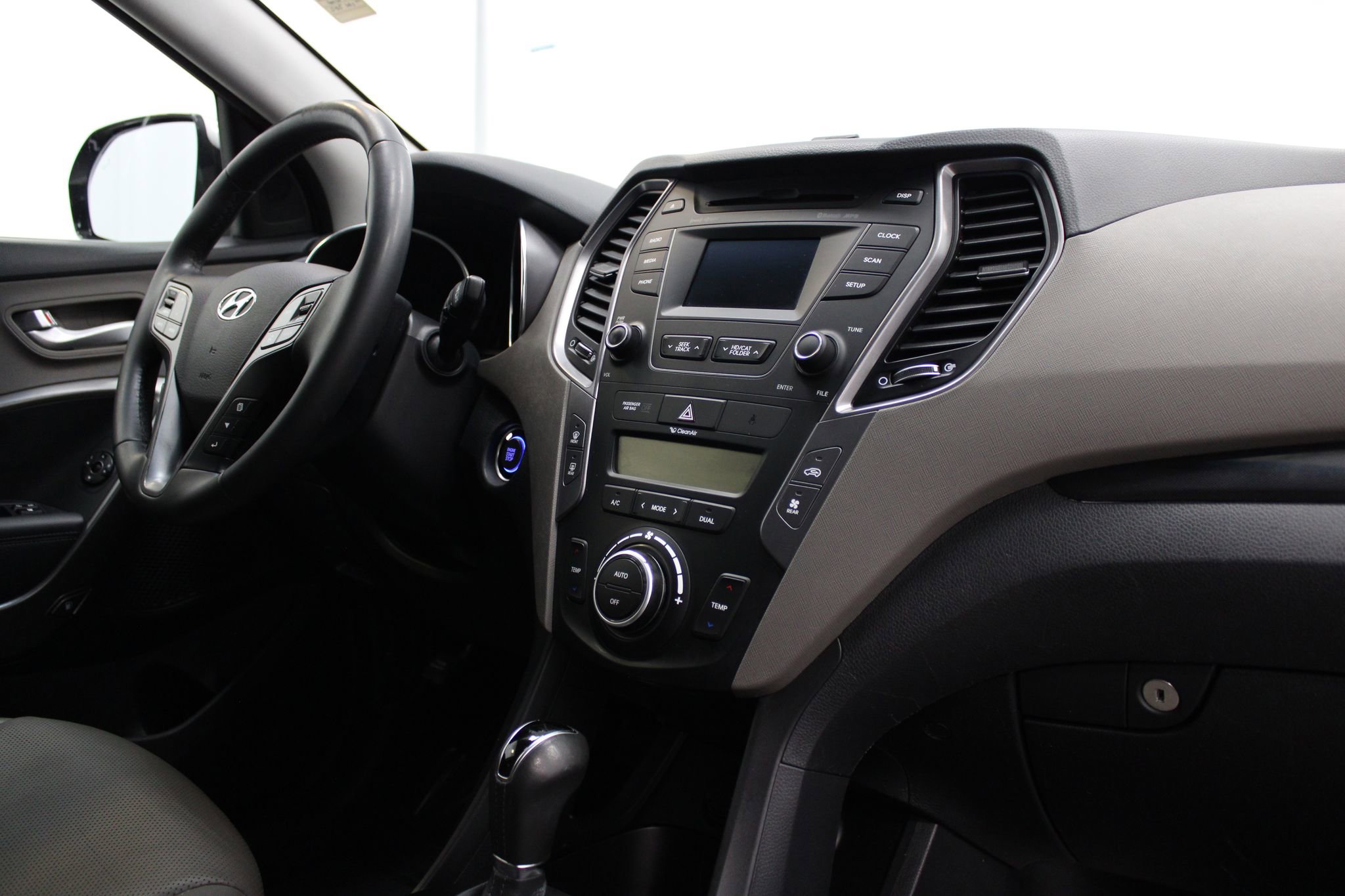 Used 2015 Hyundai Santa Fe Limited AWD/4WD image 31
