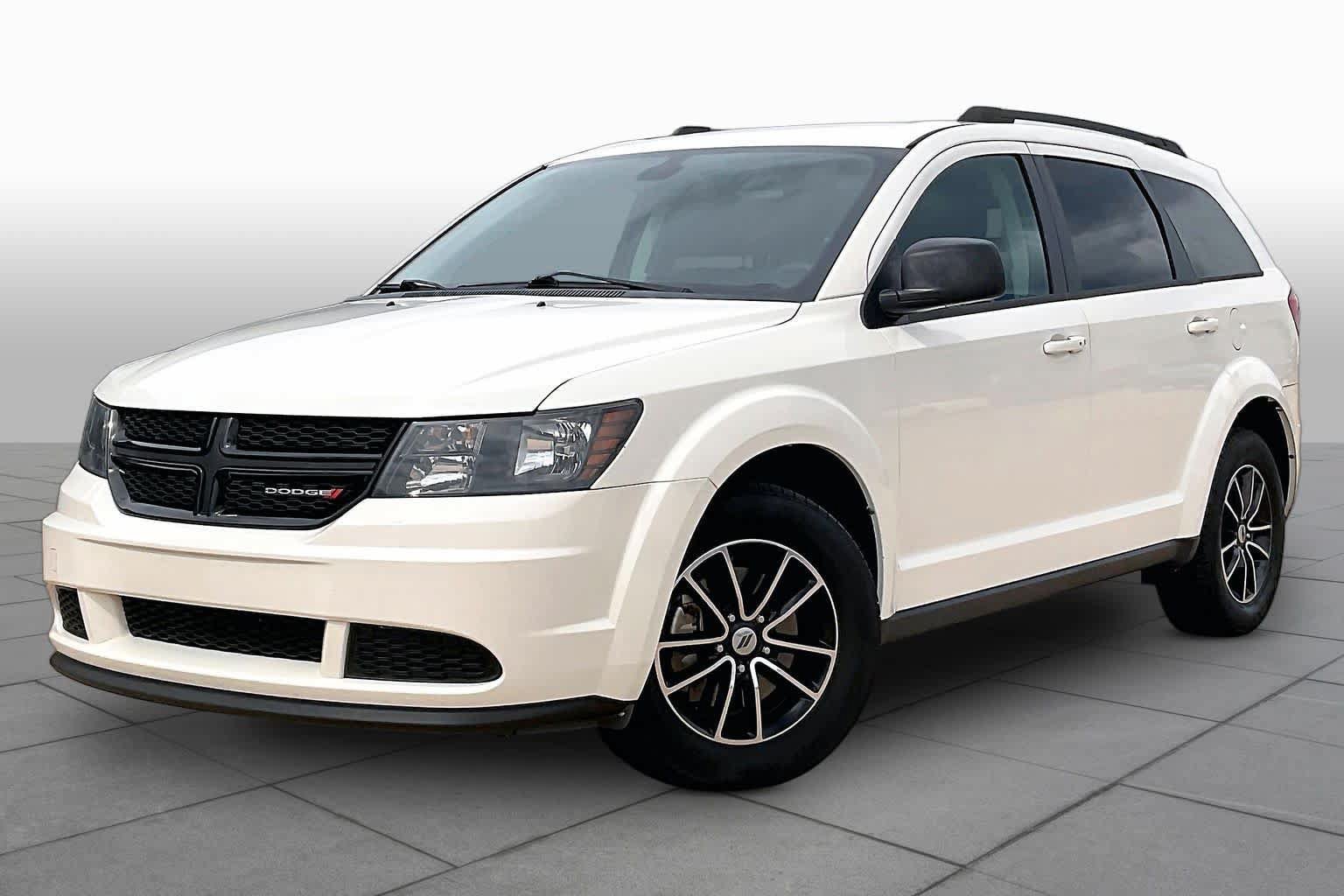 Used 2018 Dodge Journey SE w/ Popular Equipment Group FWD image 3