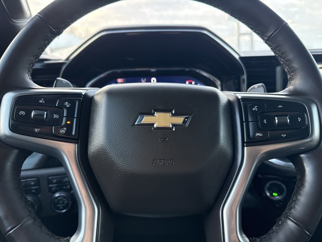 Used 2025 Chevrolet Silverado 1500 LTZ image 23