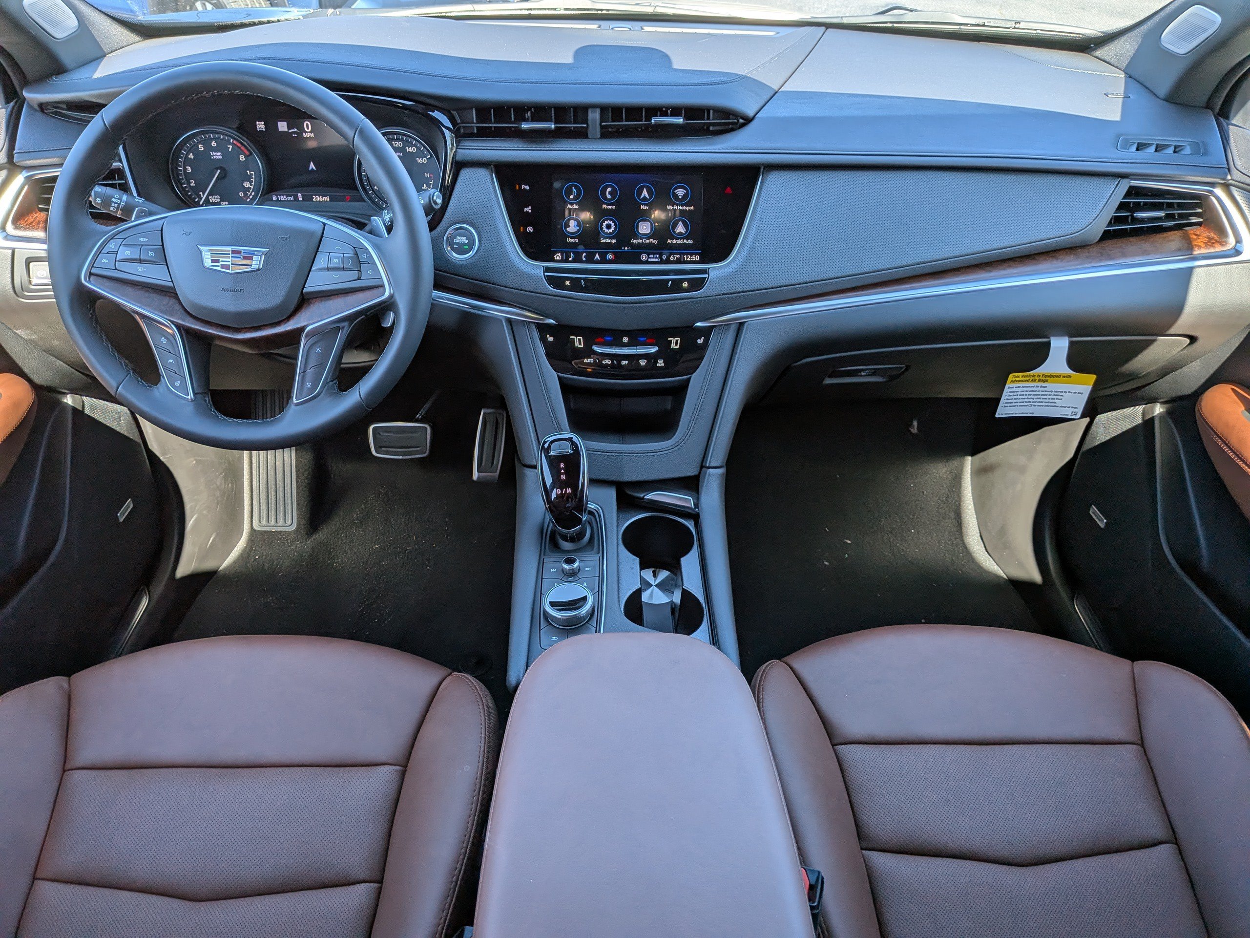 New 2025 Cadillac XT5 Sportv w/ LPO, Blue Accent Package AWD/4WD image 9