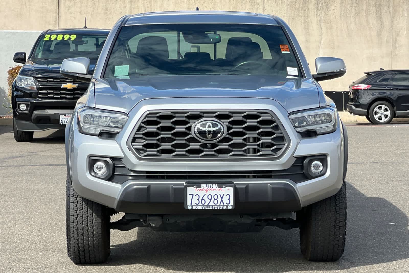 Used 2023 Toyota Tacoma TRD Off-Road w/ TRD Premium Off Road Package AWD/4WD image 10