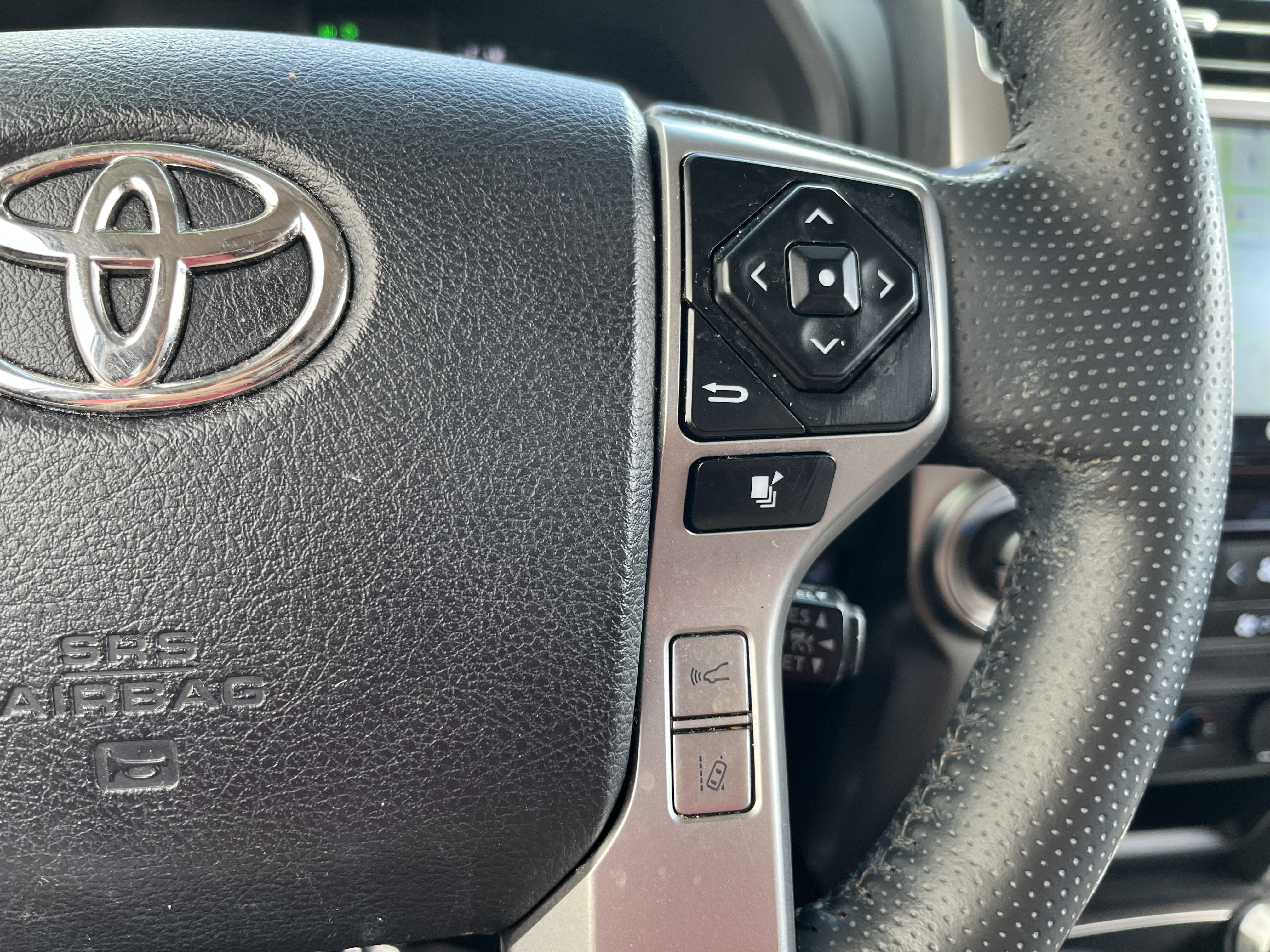 Used 2024 Toyota 4Runner Limited AWD/4WD image 24