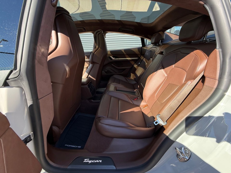 New 2026 Porsche Taycan GTS image 20