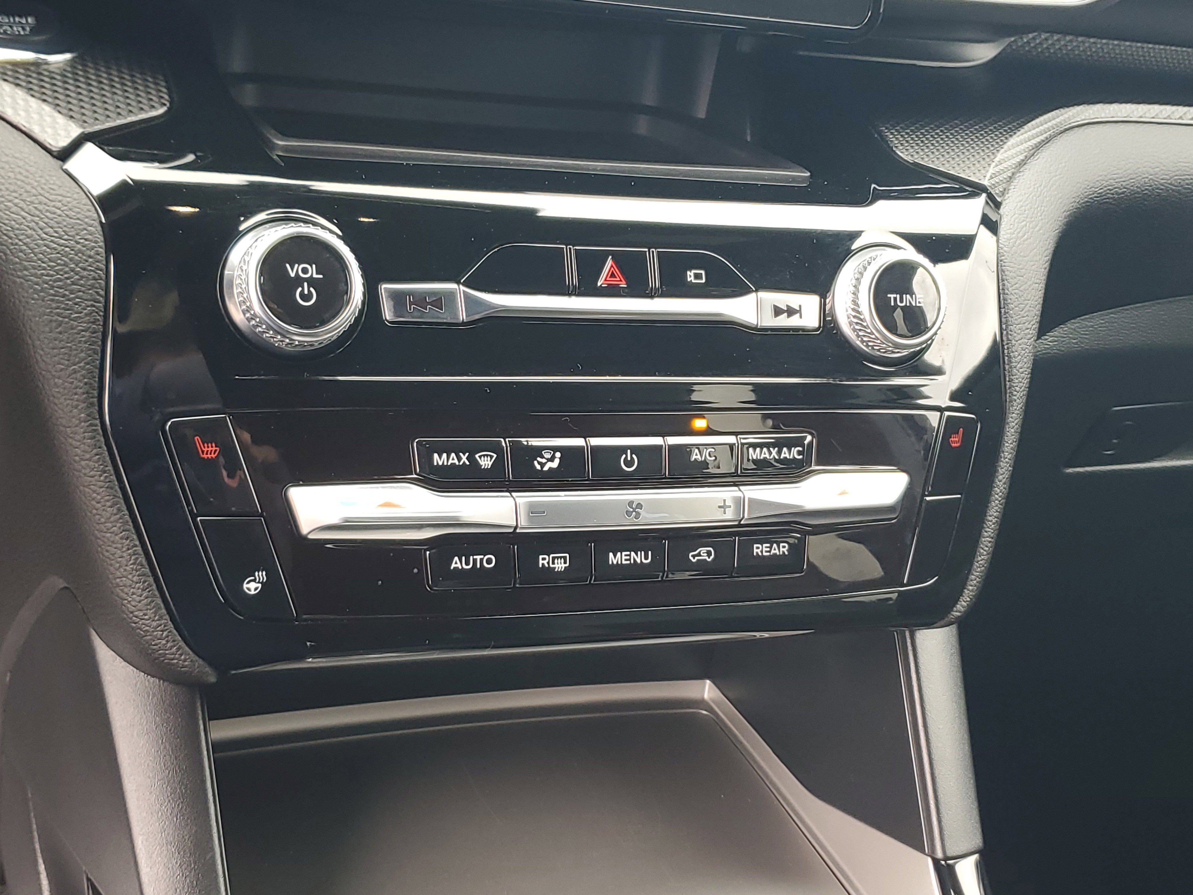 Used 2023 Ford Explorer ST-Line w/ Class IV Trailer Tow Package image 26