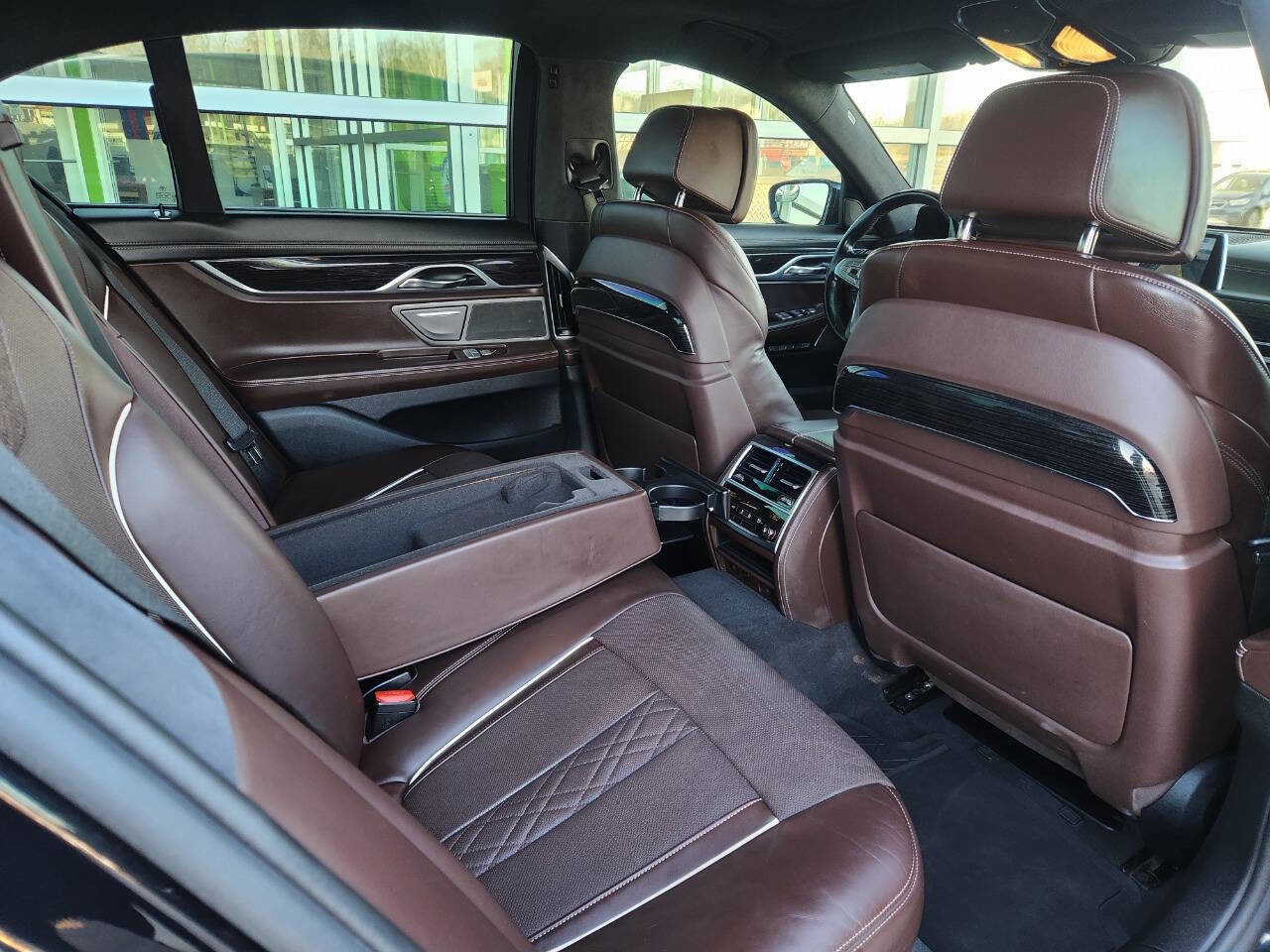 Used 2016 BMW 750i xDrive image 21