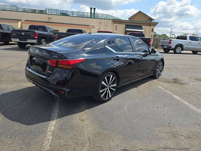 Used 2022 Nissan Altima 2.0 SR FWD image 8
